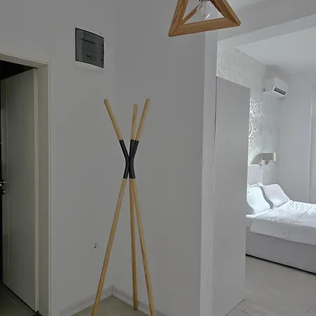 Golden Sunset Apartment